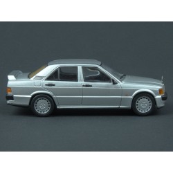 Mercedes Benz (W201) 190E 2.3 16V 1988, WhiteBox 1:43