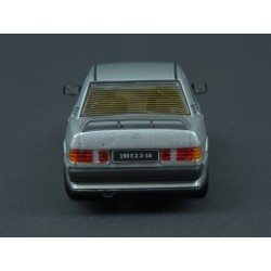 Mercedes Benz (W201) 190E 2.3 16V 1988, WhiteBox 1:43