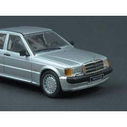 Mercedes Benz (W201) 190E 2.3 16V 1988, WhiteBox 1:43