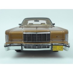 Lincoln Continental Limousine 1975 model 1:18 BoS Models BOS216