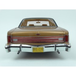 Lincoln Continental Limousine 1975 model 1:18 BoS Models BOS216