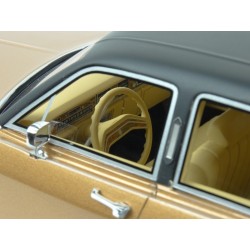 Lincoln Continental Limousine 1975 model 1:18 BoS Models BOS216