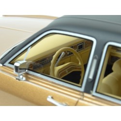 Lincoln Continental Limousine 1975 model 1:18 BoS Models BOS216