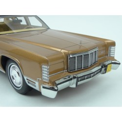 Lincoln Continental Limousine 1975 model 1:18 BoS Models BOS216
