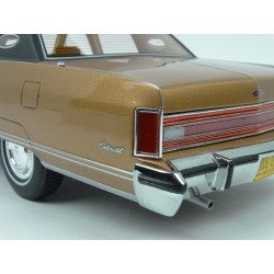 Lincoln Continental Limousine 1975 model 1:18 BoS Models BOS216