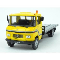 Mercedes Benz L608 D Tow Truck 1980, IXO Models 1/43 scale