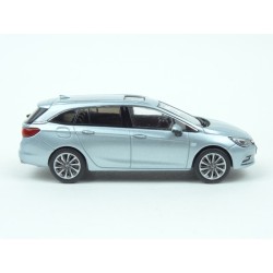 Opel Astra K Sports Tourer 2016 model 1:43 iScale OC10920