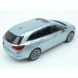 Opel Astra K Sports Tourer 2016 model 1:43 iScale OC10920