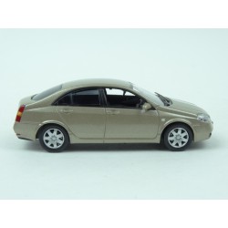 Nissan Primera 2001 (Gold met.) model 1:43 First 43 Models F43-050