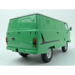 UAZ 452 Van (3741) 1966 (Green) model 1:18 Premium ClassiXXs PCL47070