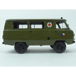 UAZ 452A Ambulance ČSLA (3962), Premium ClassiXXs 1:18