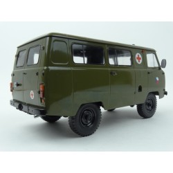 UAZ 452A Ambulance ČSLA (3962), Premium ClassiXXs 1:18