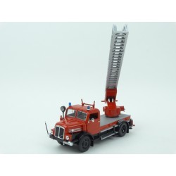 IFA S4000 DL Fire Brigade (Hasiči) 1962 model 1:43 IXO Models TRF013