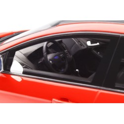 Ford Focus RS 2018 model 1:18 OttO mobile OT802