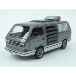 Volkswagen T3 Traveller Jet 1979 model 1:43 AutoCult AC-60015