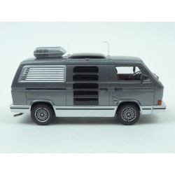 Volkswagen T3 Traveller Jet 1979 model 1:43 AutoCult AC-60015