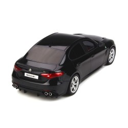 Alfa Romeo Giulia Quadrifoglio 2016 (Black) model 1:18 OttO mobile OT793
