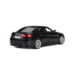 Alfa Romeo Giulia Quadrifoglio 2016 (Black) model 1:18 OttO mobile OT793