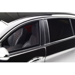 Alfa Romeo Giulia Quadrifoglio 2016 (Black) model 1:18 OttO mobile OT793