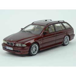 BMW (E39) 520i Touring 2002, Neo Models 1/43 scale