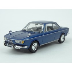 BMW 2000 CS 1966 model 1:43 WhiteBox WB120