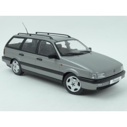Volkswagen Passat (B3) VR6 Variant 1988 model 1:18 KK-Scale KKDC180071