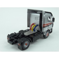 Mercedes Benz SK-II 1838 1994 model 1:43 IXO Models TR029