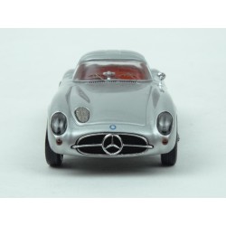 Mercedes Benz (W196S) 300 SLR Coupe "Uhlenhaut" 1955 model 1:43 IXO Models CLC284