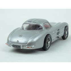 Mercedes Benz (W196S) 300 SLR Coupe "Uhlenhaut" 1955 model 1:43 IXO Models CLC284