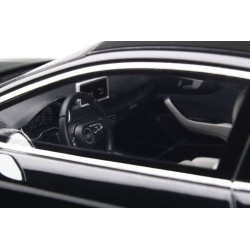 Audi RS5 2017 (Black) model 1:18 GT Spirit GT751