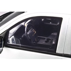 Chevrolet Silverado Redline Edition 2018 model 1:18 GT Spirit GT785