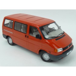 Volkswagen T4 Caravelle 1992 (Red), KK-Scale 1:18