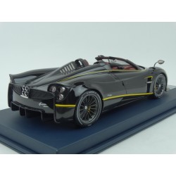 Pagani Huayra Roadster 2018, Looksmart 1/18 scale
