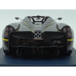 Pagani Huayra Roadster 2018, Looksmart 1/18 scale
