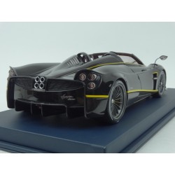 Pagani Huayra Roadster 2018, Looksmart 1/18 scale