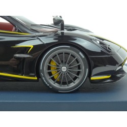 Pagani Huayra Roadster 2018, Looksmart 1/18 scale