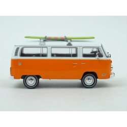Volkswagen T2 Kombi with Surfboard 1975 model 1:43 IXO Models CLC302