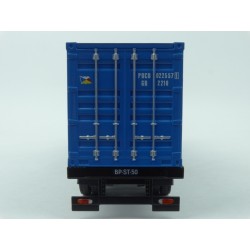 Volvo F10 P&O Containers 1983, IXO Models 1/43 scale