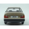Mercedes Benz (W124) 260 E 1984 model 1:18 MCG (Model Car Group) MCG18098