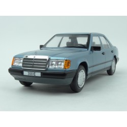 Mercedes Benz (W124) 300 E 1984, MCG (Model Car Group) 1/18 scale