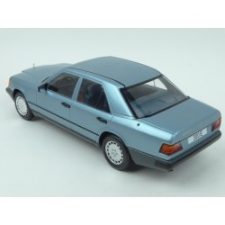 Mercedes Benz (W124) 300 E 1984, MCG (Model Car Group) 1/18 scale