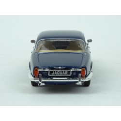 Jaguar XJ Mk. I 1972 model 1:43 IXO Models CLC292