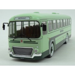 Fiat 306-3 1972 model 1:43 IXO Models BUS020