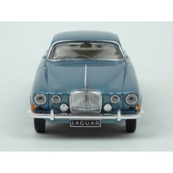 Jaguar Mark X 1961 model 1:43 IXO Models CLC291