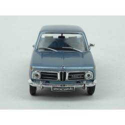 BMW (E10) 2002 ti 1968 (Blue met.) model 1:43 WhiteBox WB295