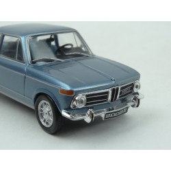 BMW (E10) 2002 ti 1968 (Blue met.) model 1:43 WhiteBox WB295