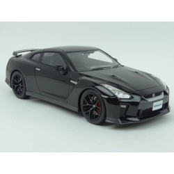 Nissan GT-R R35 2017 (Black met.), Tarmac Works 1:18