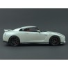 Nissan GT-R R35 2017 (White met.), Tarmac Works 1:18