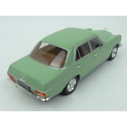 Mercedes Benz (W115) 220 D 1972 (Green) model 1:18 MCG (Model Car Group) MCG18116