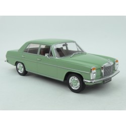 Mercedes Benz (W115) 220 D 1972 (Green) model 1:18 MCG (Model Car Group) MCG18116